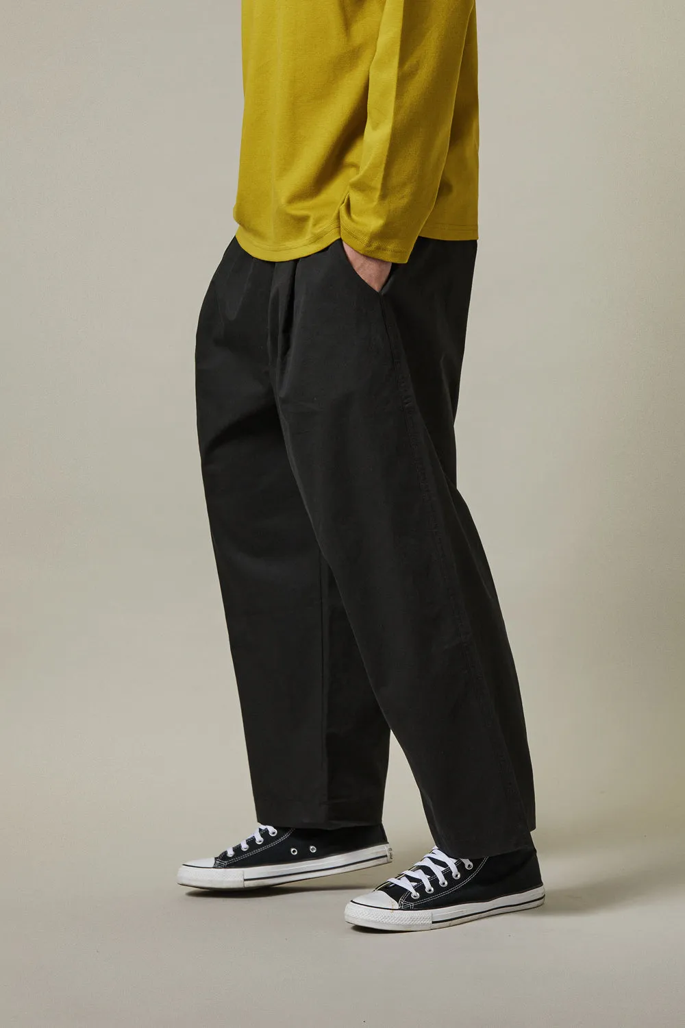 EDUARDO Cotton Drawstring Wide Fit Cropped Casual Pants for Men and Women.